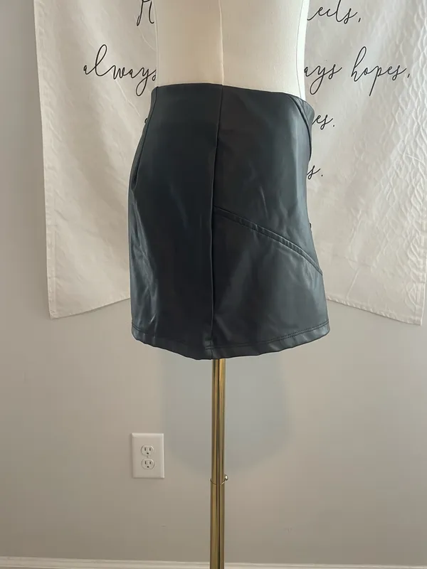 Altar'd State Faux Leather Skirt Mini Size XS - Image 4