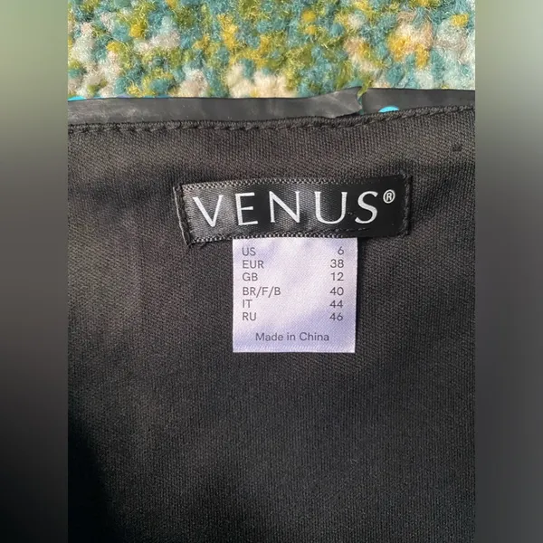 NWT Venus sequin color changing mini stretch festive skirt, size 6 - Image 3