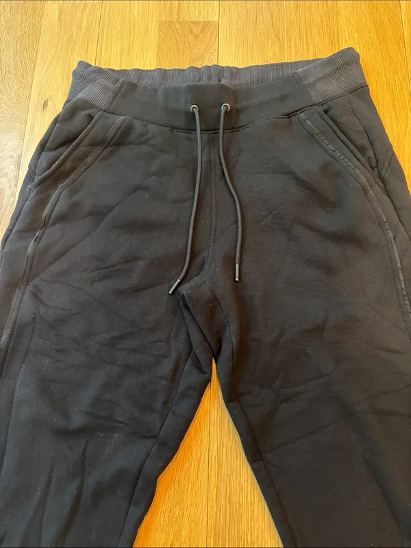 Athleta Jogger Cropped Sweatpants Black Size Small - Image 2