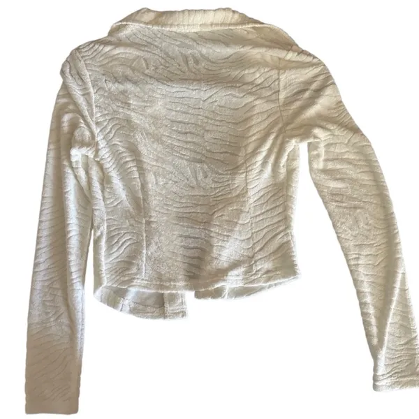 NEW White Fox Long Sleeve Cozy Terry Loungewear top White Small NWT - Image 6