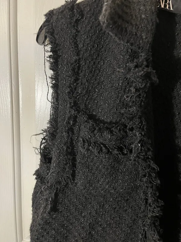 Zara Black Textured Tweed Waistcoat with Frayed Trims and Gold Buttons - Image 8
