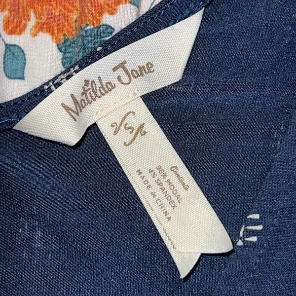 Matilda Jane sz small womens wide strap tank blue top with floral design bottom - Image 8