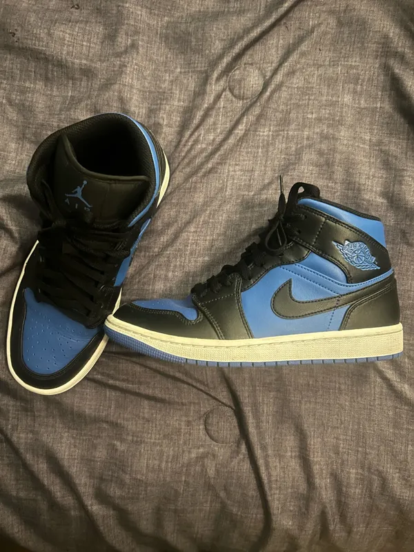 Jordan 1 Mid 'Black Blue' sneakers - Image 4