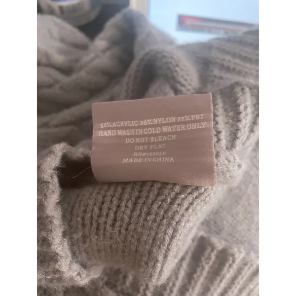 Taylor Swift The Tortured Poets Department TTPD Grey Cable Knit Cardigan MD/LG - Image 8
