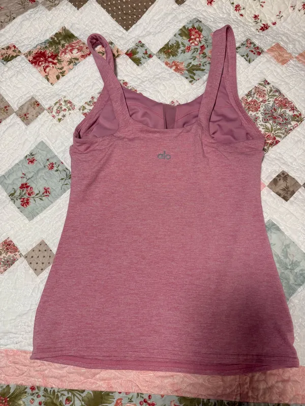 Alo Yoga Tank Top - Image 2