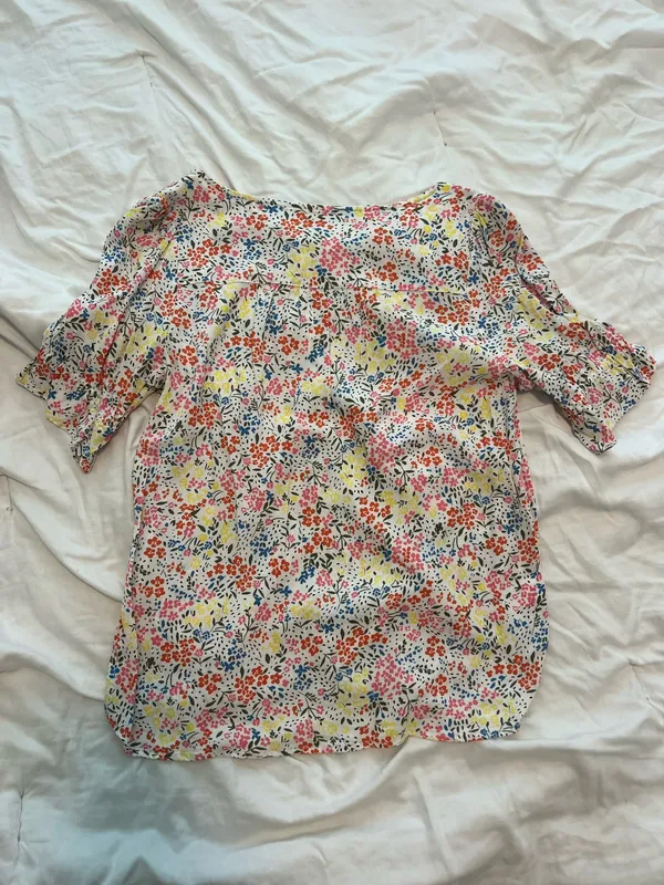 Loft Floral Blouse - Image 4