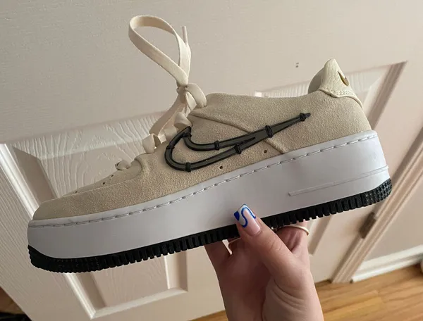 Nike Air Force 1 Sage Low LX "Light Cream" - Image 5
