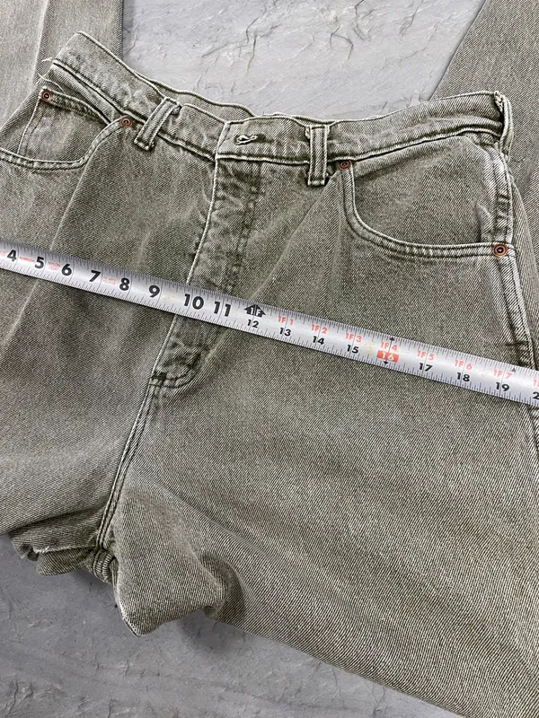 Beautiful Vintage Olive High Waist Mom Jeans - Image 5