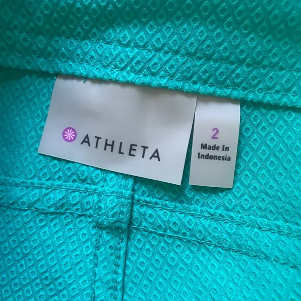 Athleta Green Swim Board Pull-On Shorts with Zipped Pocket Women’s Size 2 - Image 5