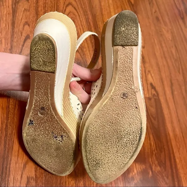 Vintage Wilmar Leather Floral Wedges Size 38 - Image 11