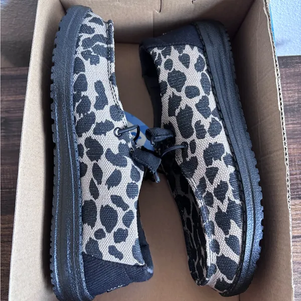 Hey Dude Women’s Wendy Leopard Sparkle - Image 7