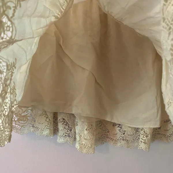 Misa Los Angeles Cream Ivory Lace Tiered Mini Skirt Fairy Whimsy Women's Small - Image 5