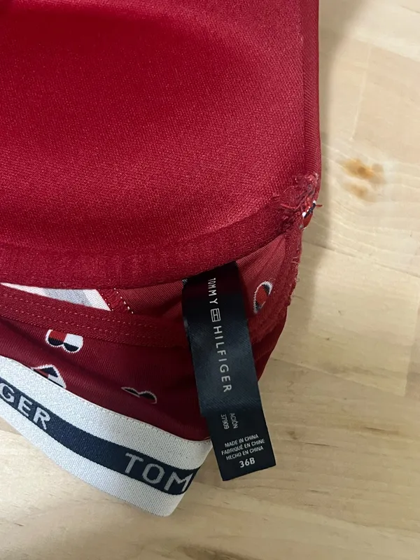 Tommy Hilfiger Red Hearts Front Open Push-Up Bra 36B - Image 4