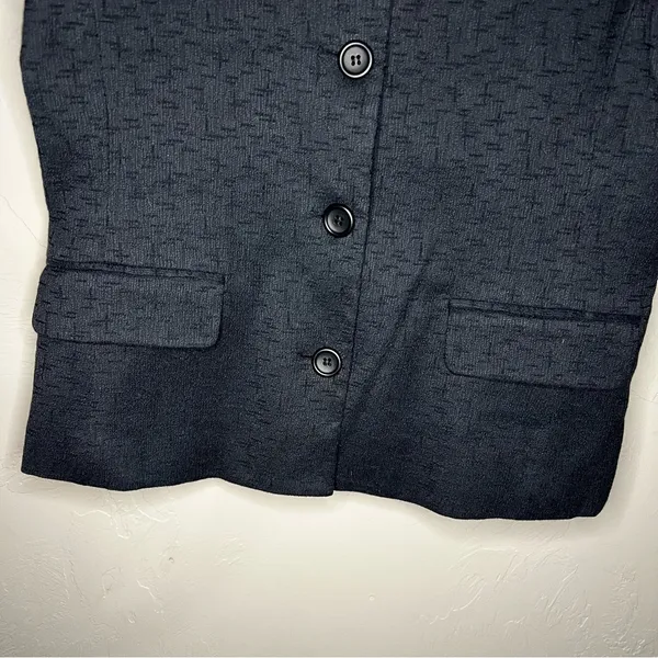 Theory Black Peter Pan Collar Textured short‎ Sleeve Four Button Career Blazer - Image 4