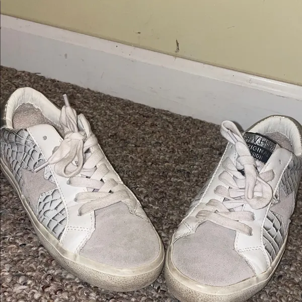 Womens Vintage Havana Croc Embossed Superstar Leather Shoes - Image 3