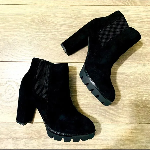 Women‎ New Black Faux Suede Lugged Block Heeled Boots Elastic Band Pull On 7.5 - Image 3