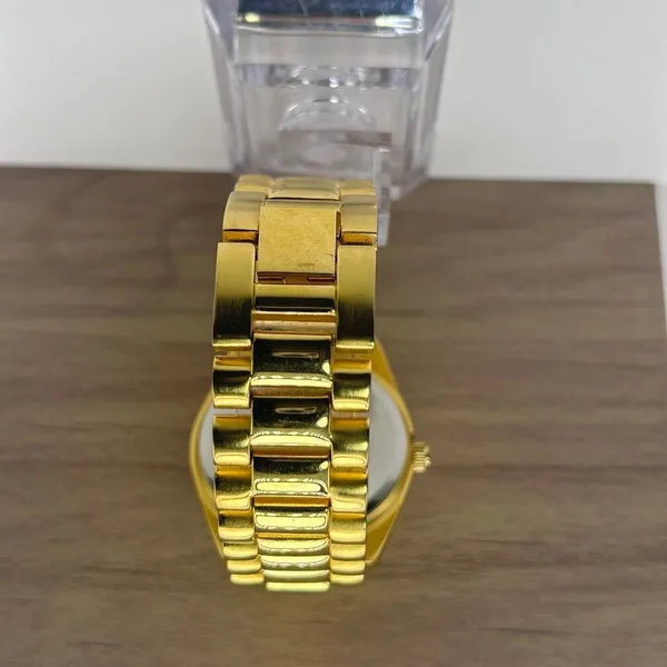 Joan Rivers Classics Gold Tone Unisex Watch - Image 4