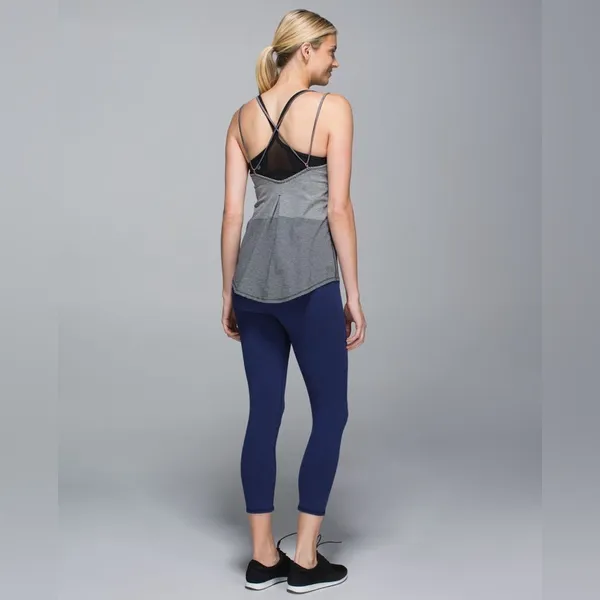 LULULEMON Breezy Tank in Divided Stripe Heathered Light to Dark Grey / Slate 2 - Image 5
