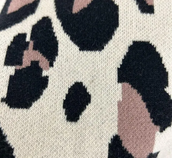 NWT Evri Animal Print Cozy Knit Sweater Plus Size 4X - Image 13