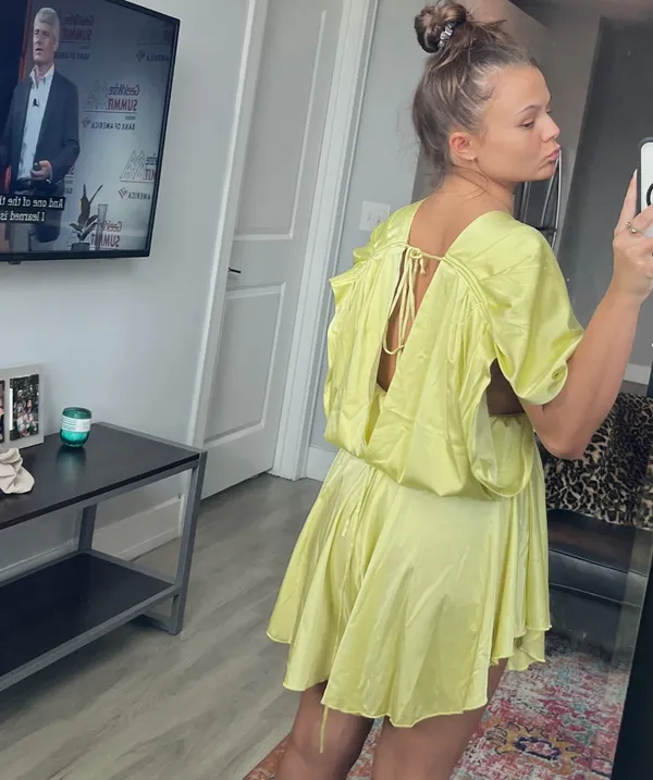 Boutique silk yellow romper - Image 4