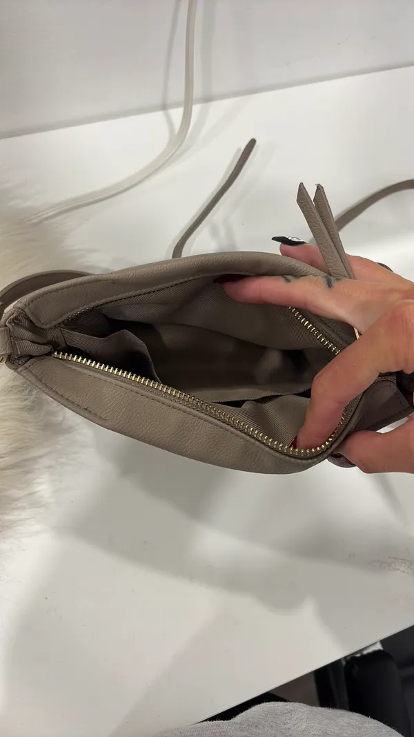 Universal Thread handbag - Image 4