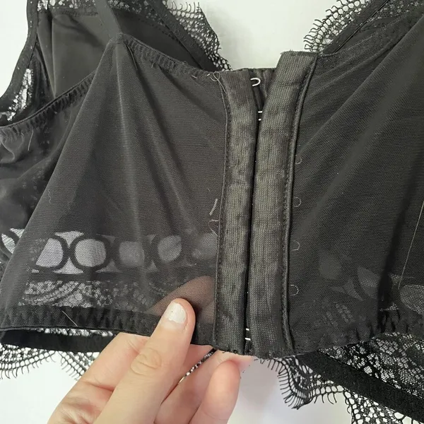Victoria's‎ Secret black bra lace detail lingerie size M mesh back unlined cups - Image 5
