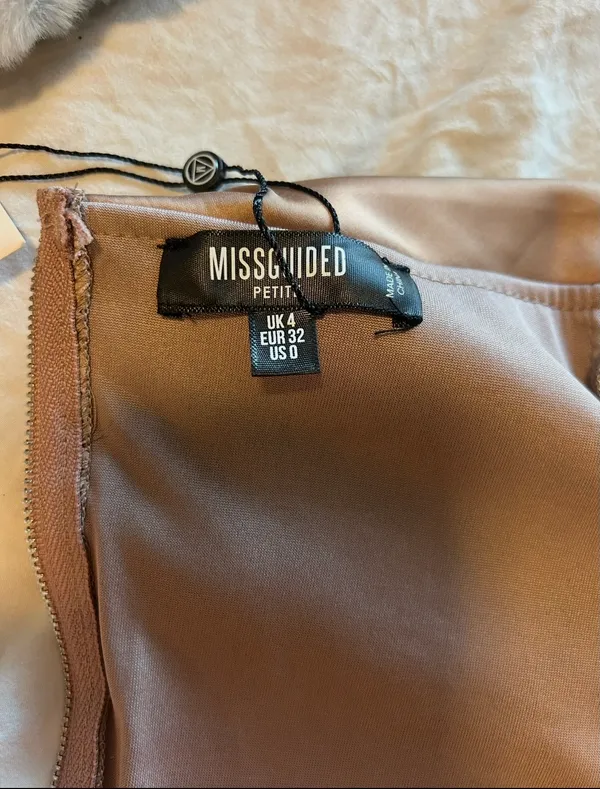 Missguided Off the shoulder top - Image 3