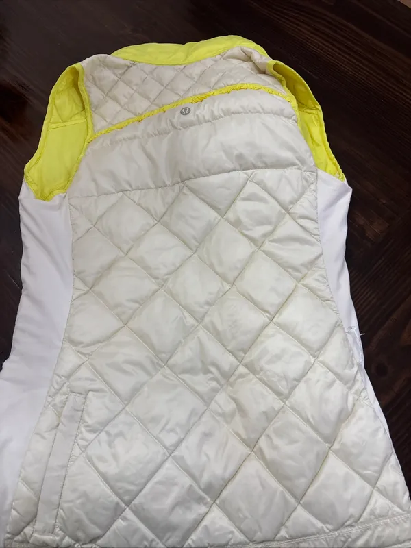 Lululemon Puffer Vest Small - Image 9