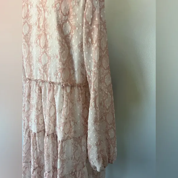 Altar’d State Woman’s Pink & White Snake Print Lightweight Tiered Dress Size M - Image 9