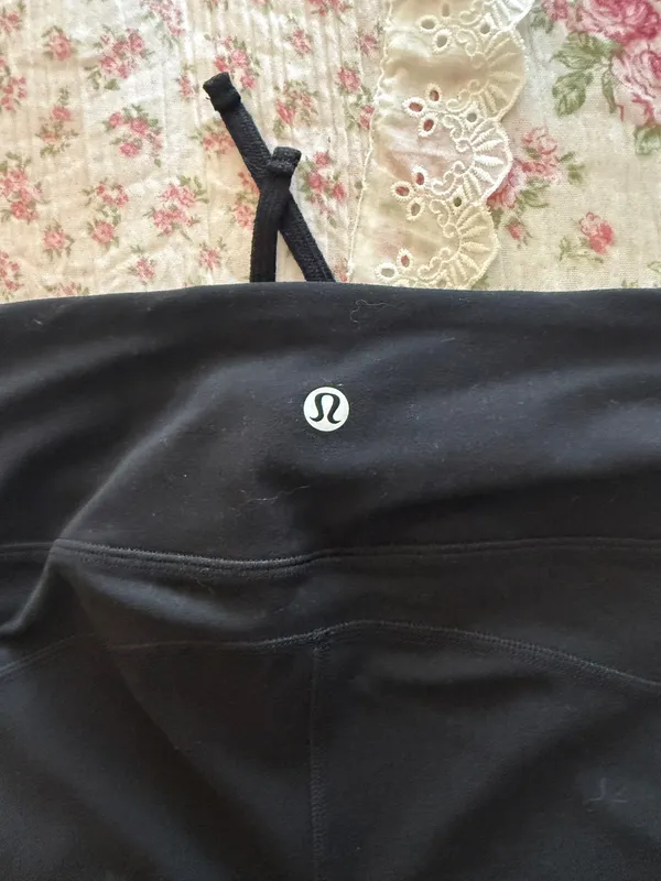 Lululemon Leggings - Image 3