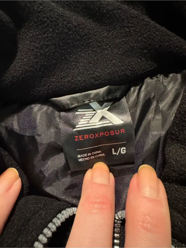 ZeroXposur Quilted Front Puffer Jacket with fleece sleeves - Image 3