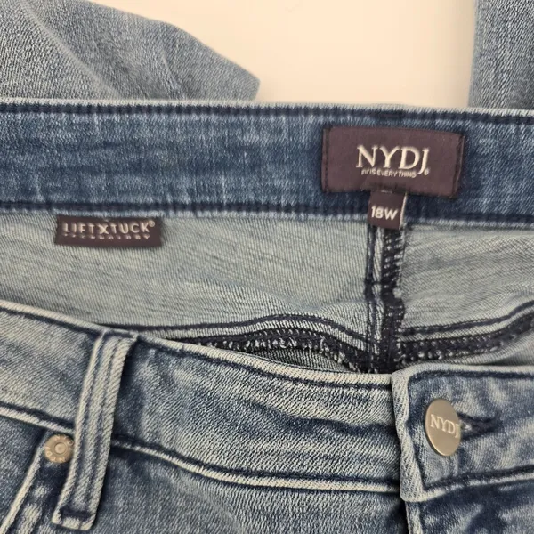 NYDJ Jeans Womens 18W Lift Tuck Cropped Flare Blue Side Stripe Frayed Hem EUC - Image 4