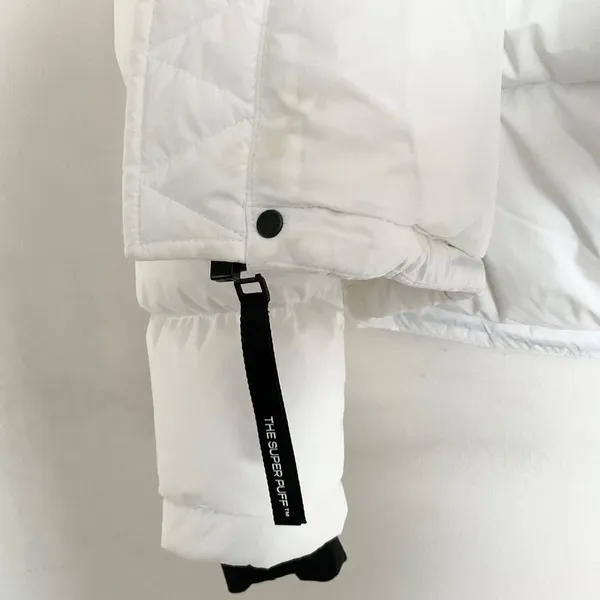 Aritzia The Super Puff™ Shorty cliMATTE™ Down Puffer Jacket White M - Image 8