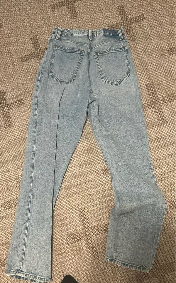 Abercrombie High-Rise Jeans Straight 90s Ultra - Image 2
