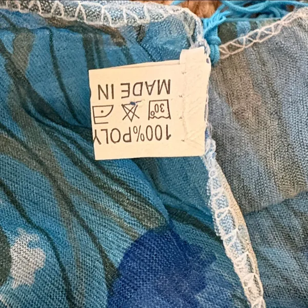 Floral Blue and White Scarf with Fringe - Image 4