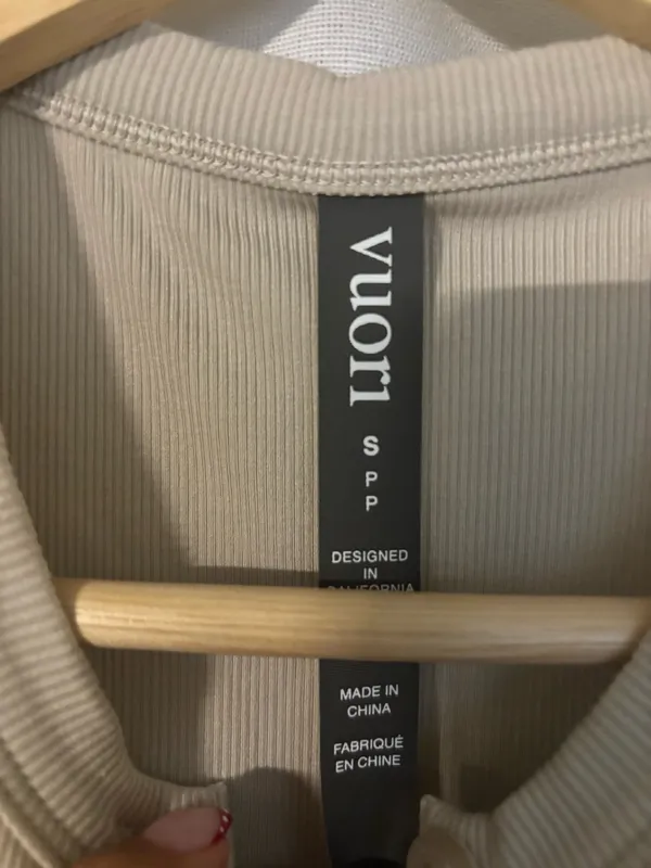 Vuori short sleeve button up shirt - Image 2