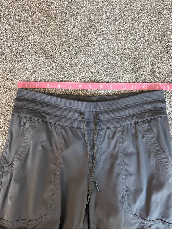 The North Face Aphrodite 2.0 Capri Pants Women Small Gray Hiking Stretch - Image 3
