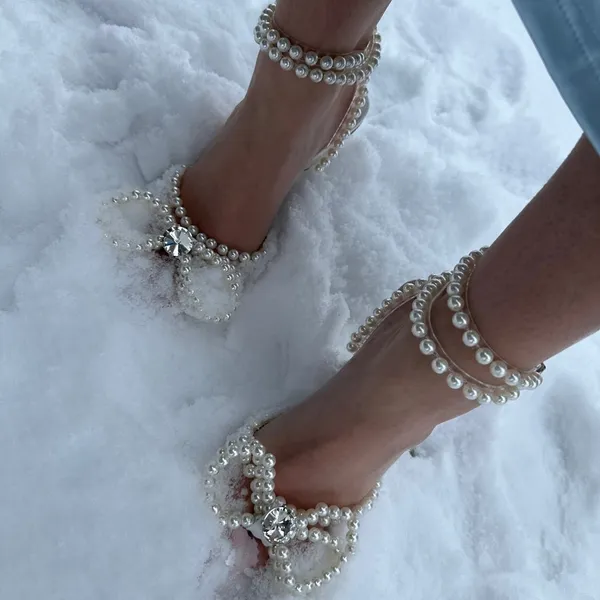 Pearl bow closed toe heels White Size 7 - Image 3