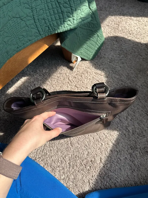 Vintage Coach Pebbled Penelope Tote Bag - Image 6