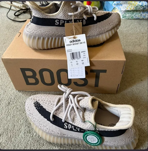 Yeezy Boost 350 V2 Adidas in Color Slate - Image 6