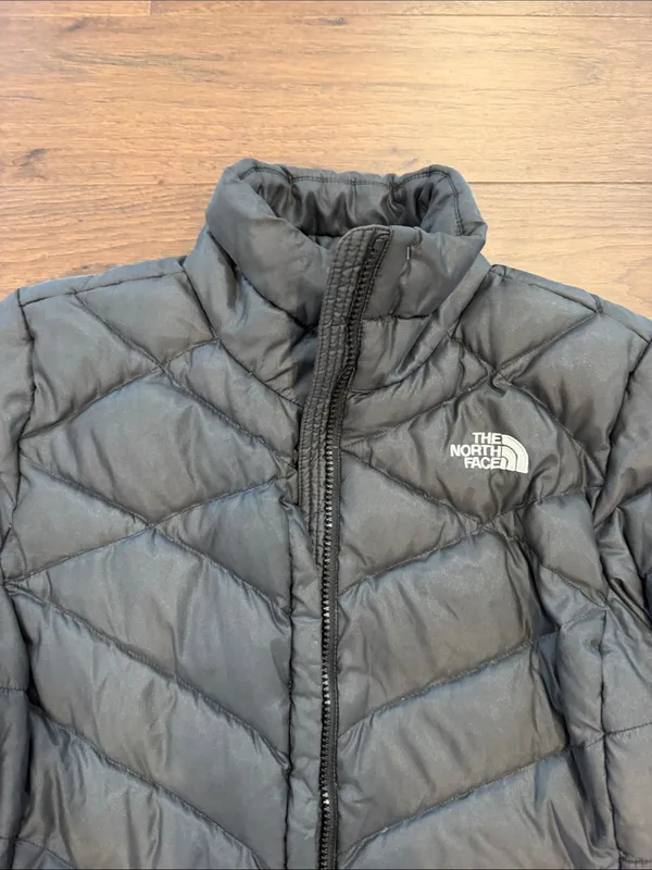The North Face Women's Black Quilted Puffer Jacket Size Medium - C27-140 - Image 2