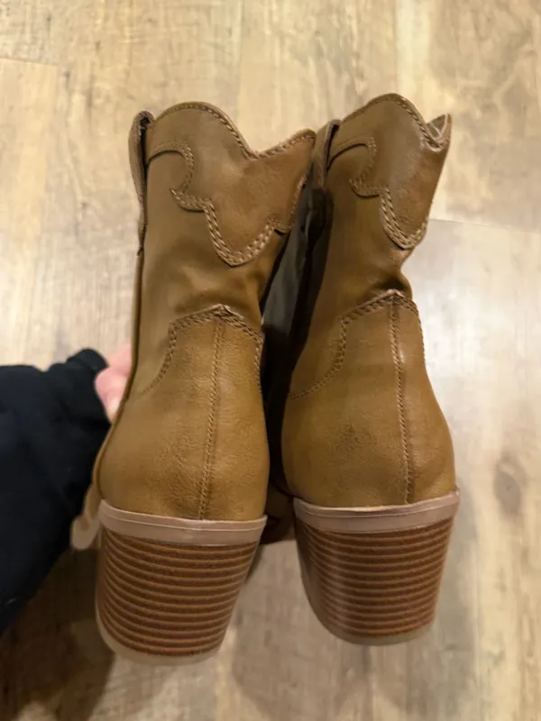 Sun and Stone Women's Tan Western Ankle Boot 7 - Image 7