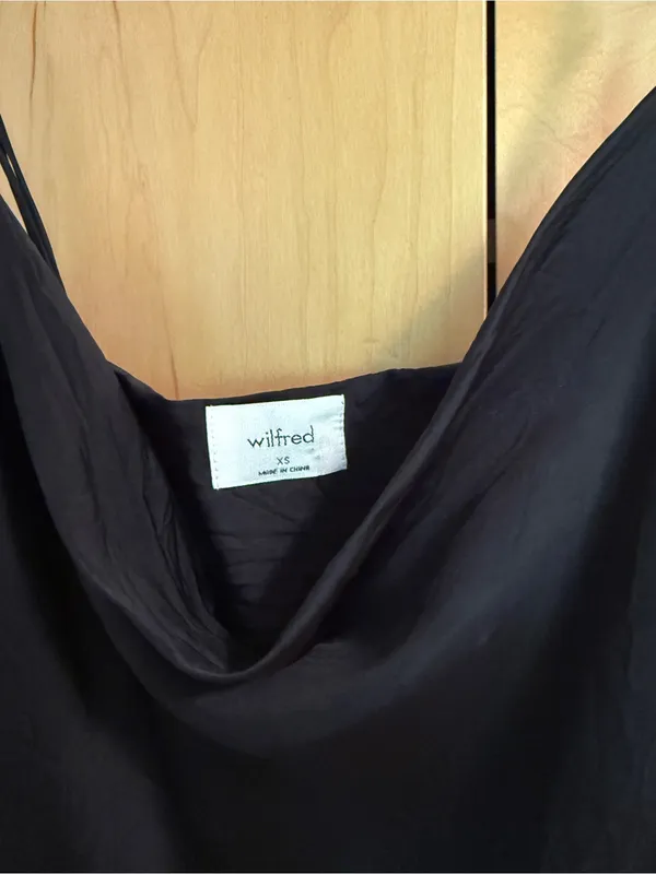 Aritzia Wilfred Black dress with cinched sides - Image 5