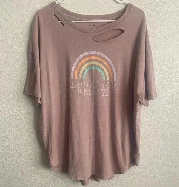 Aerie 🆕NWOT Distressed Vintage Rainbow Print Oversize Tee L🆕 - Image 2