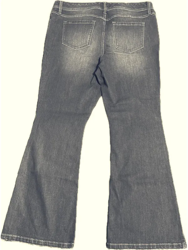 Torrid Luxe Slim Boot Jeans Women's Size 18R Dark Wash Denim #FeelTheFit - Image 2