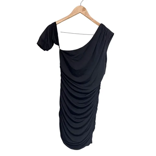 Aqua Formal Black One Shoulder Ruched Mini Dress Cold Shoulder Side Zip M NEW - Image 2