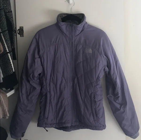Light purple down north face jacket - like new! - Image 4