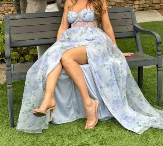 Lulus Floral wedding guest dress - Image 6