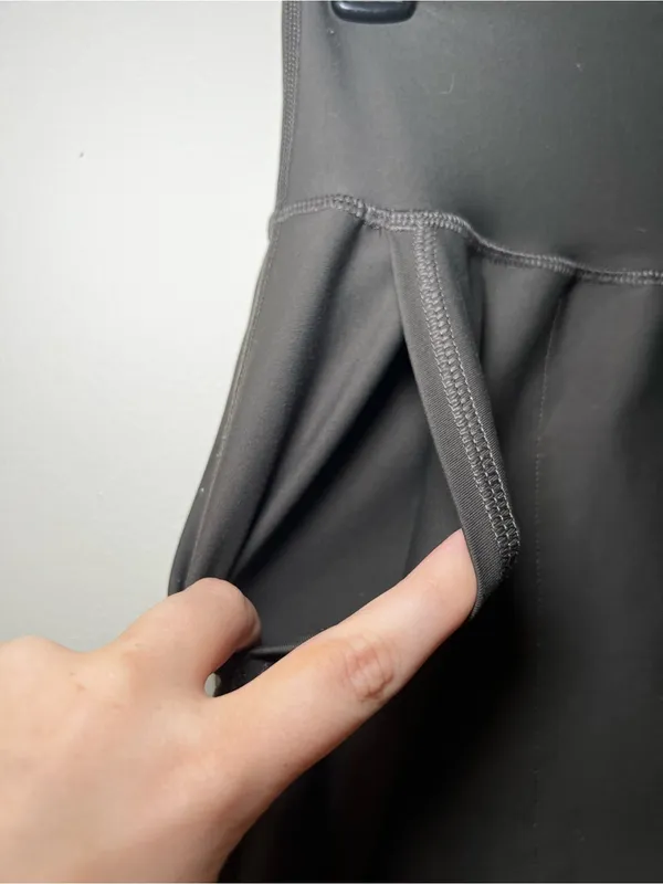 Old Navy Active Black High-Waist Jogger Pants - Image 2