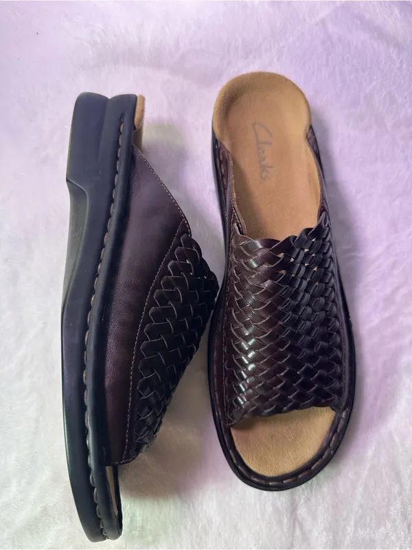 Clarks womenDark Brown Woven Leather Slide Sandals - Image 4
